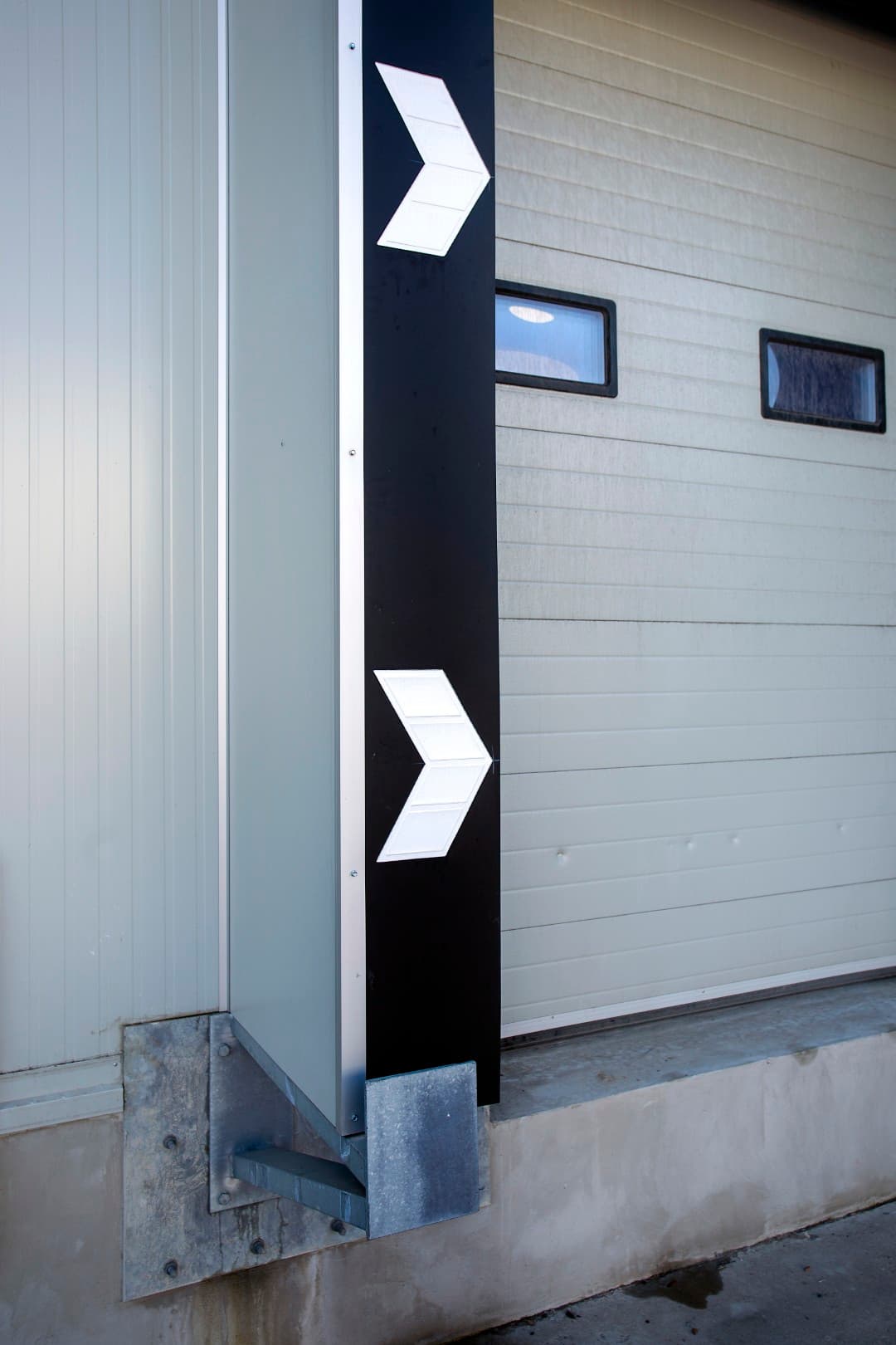 HD Bumpers to protect shelter side panel
