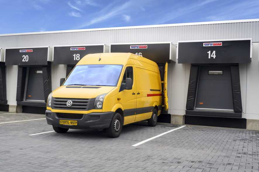 99 Loading Bays DHL UK